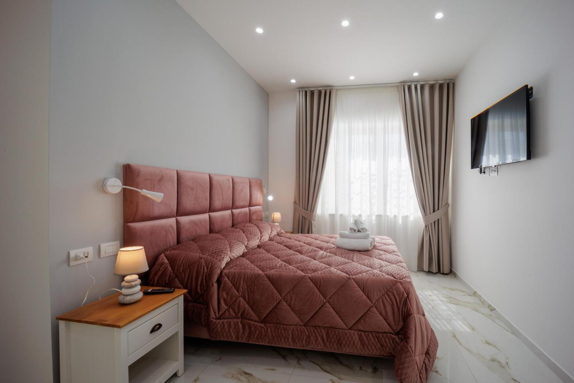Reddimus Guest House Napoli Esterno foto