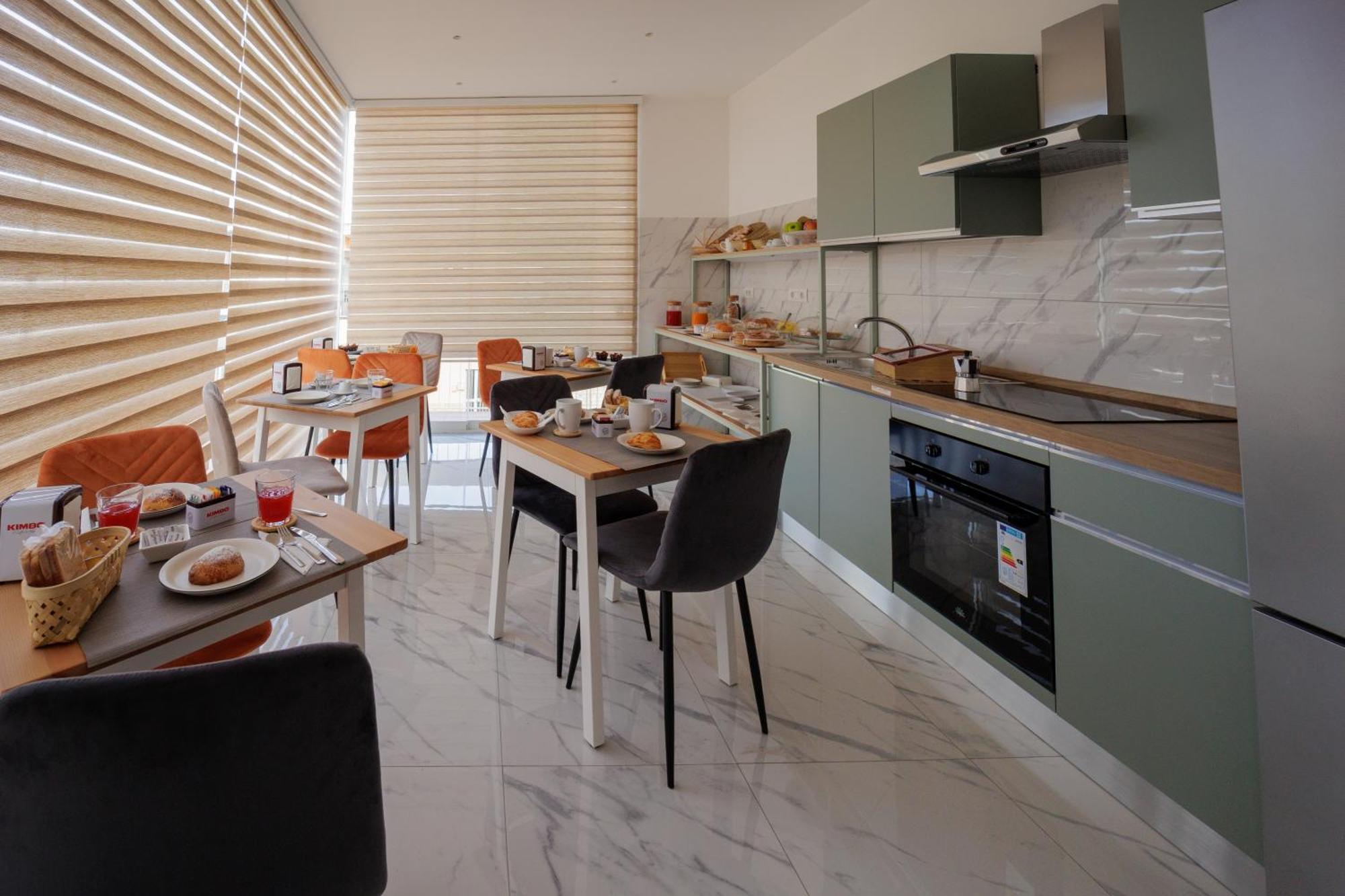 Reddimus Guest House Napoli Esterno foto