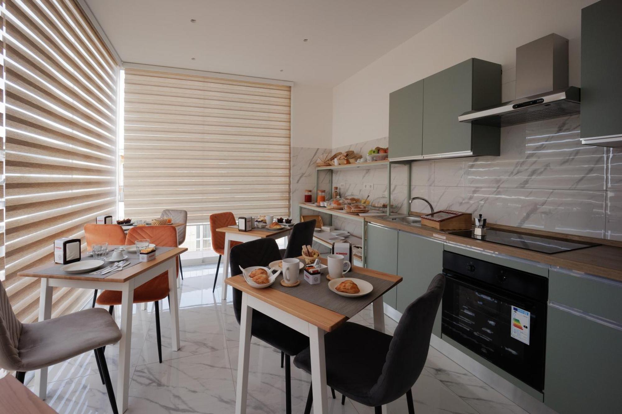 Reddimus Guest House Napoli Esterno foto